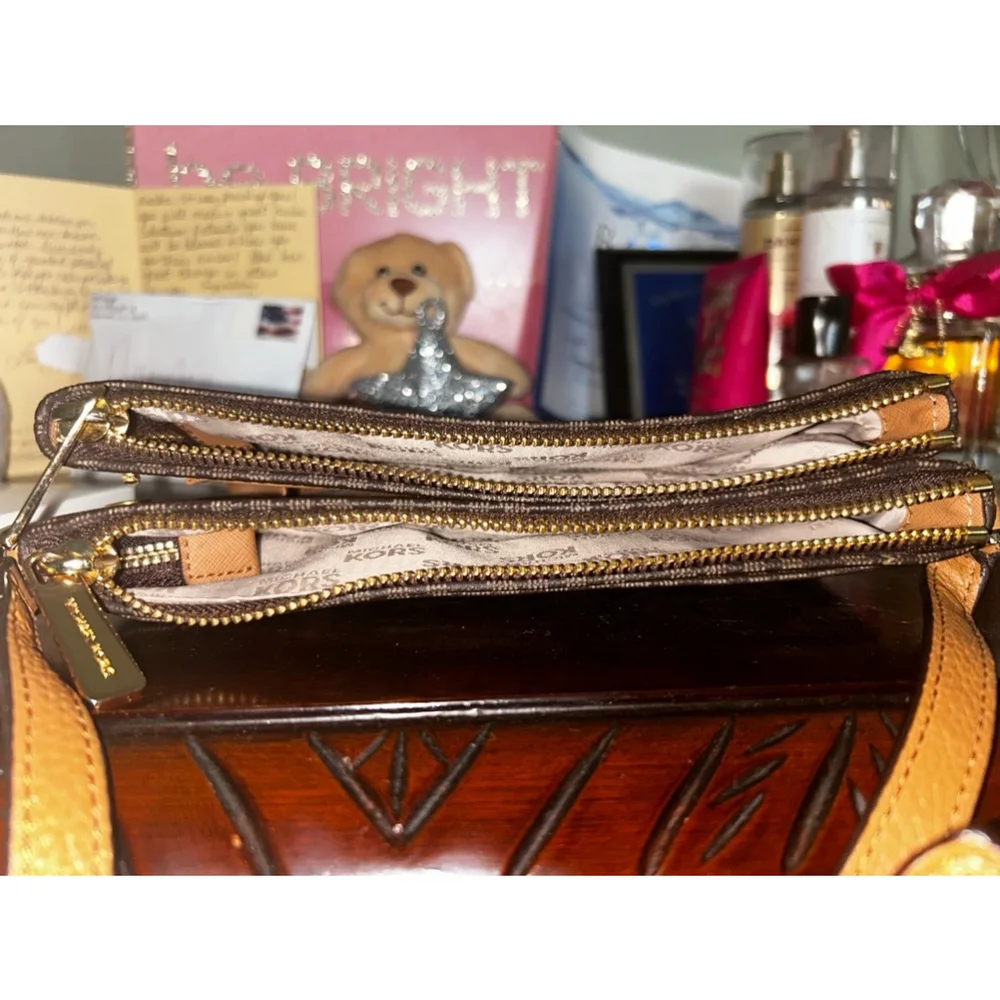 Authentic Michael Kors Original Fulton Double Zip Crossbody Brown